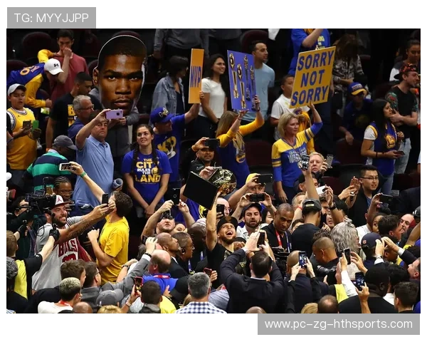 勇士团队在比赛末段展现出团队深度优势