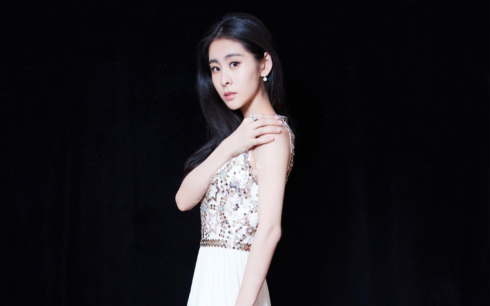 华体会在线-西班牙女篮在欧洲锦标赛中持续发力，争夺金牌目标坚定，西班牙女篮战绩