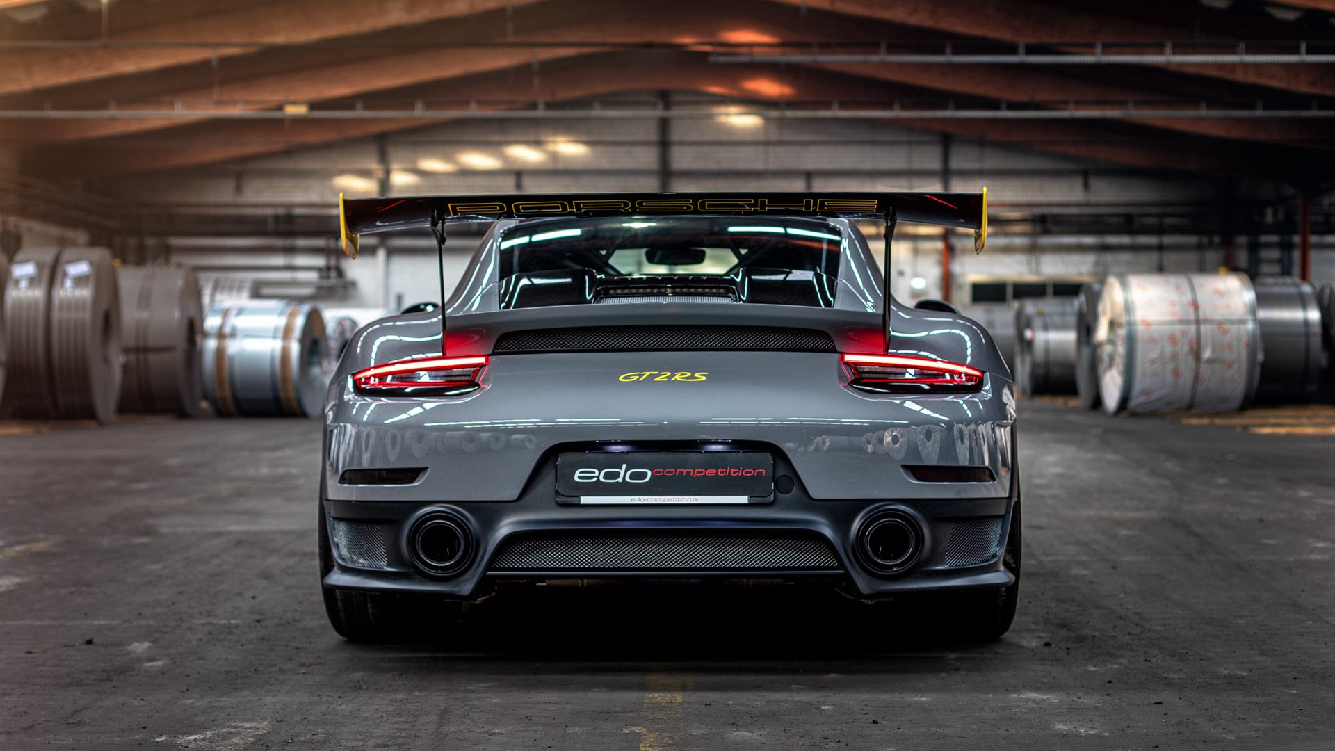 1亿转会费震撼欧冠赛场，尤文多特对决精彩纷呈，尤文转会投入